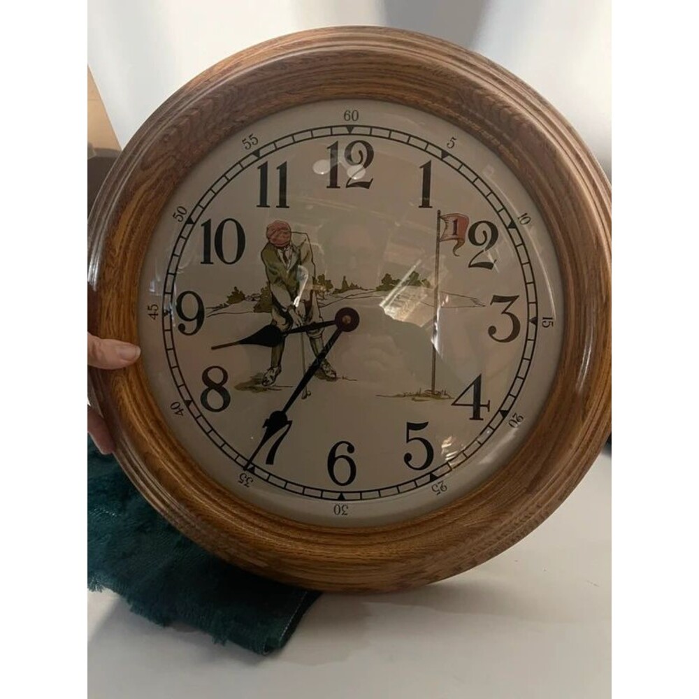 Vintage Golfer Clock